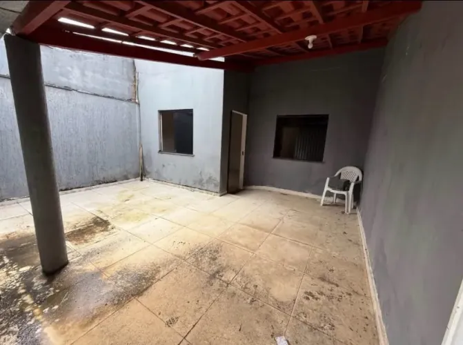 AM-vende-se casa em Vitória
