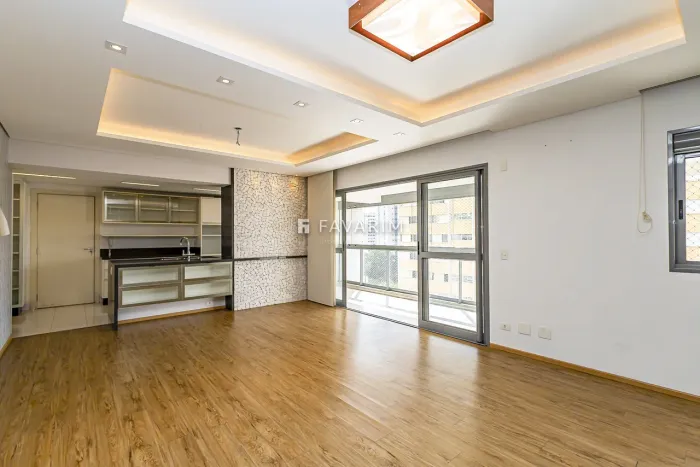 APARTAMENTO com 3 dormitórios à venda com 214.03m² por R$ 1.740.000,00 no bairro Água Verd