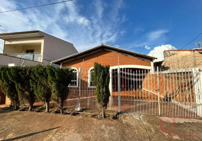 Casa em JARDIM ELIZA FUMAGALLI