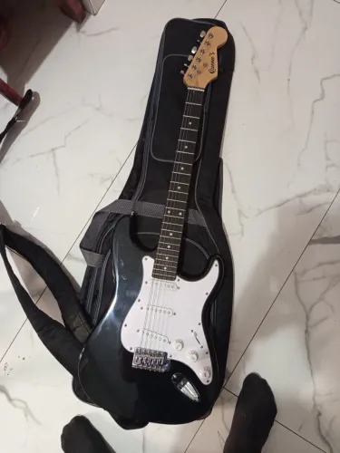 VENDO OU TROCO!!! Kit Guitarra+Amplificador+Bag