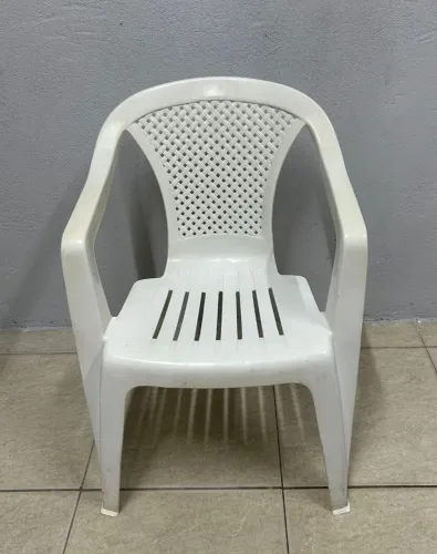 Cadeira plástico 