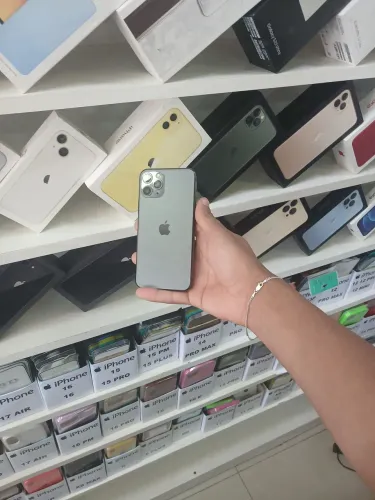IPHONE 11 PRO