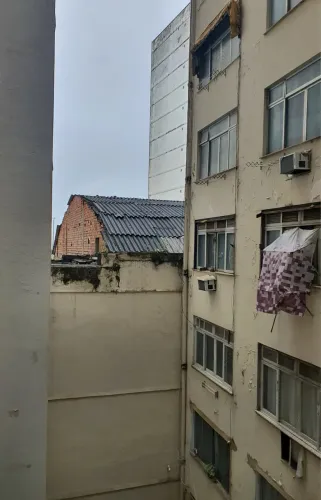 Kitnet com 1 quarto, venda por R$95.000- Rua São João, 25- Cento - Niterói/RJ