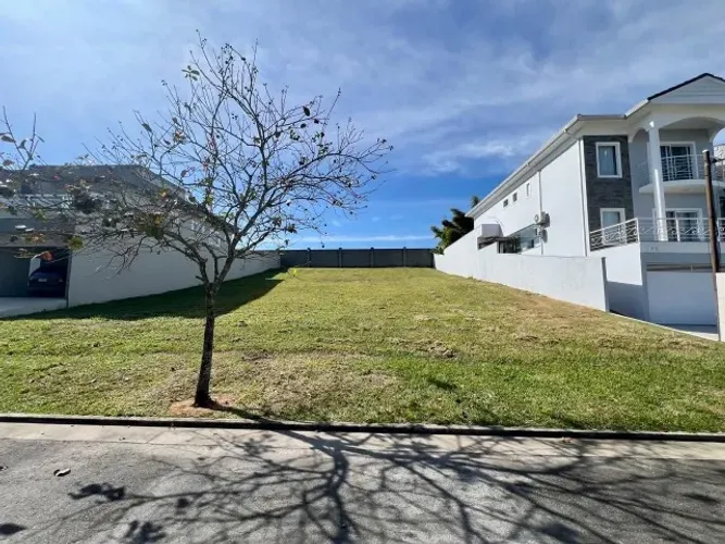 Terreno Alphaville Resende 385,00 m2