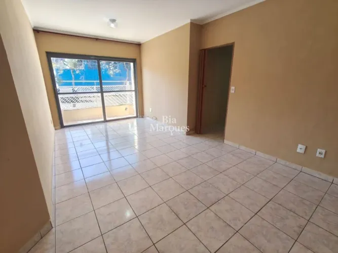 Apartamento para Alugar com 3 quartos ao lado do forum