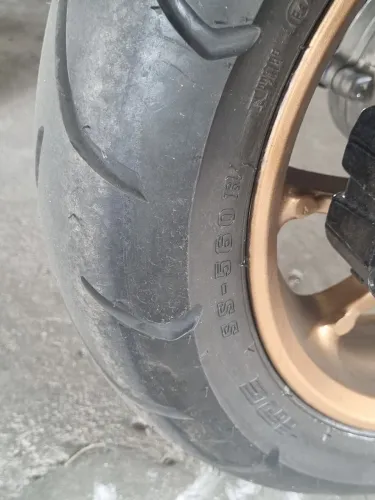 Pneu da Nmax dianteiro e traseiro 