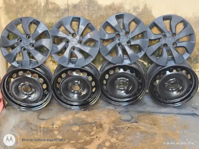 Rodas aro 14 4 furos calotas de brinde 