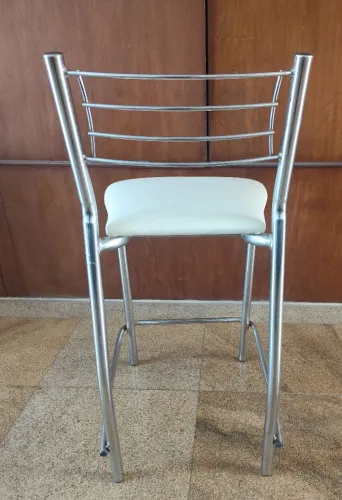 Banqueta  branca 