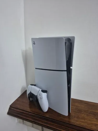 Playstation 5 Slim 1TB - Impecável