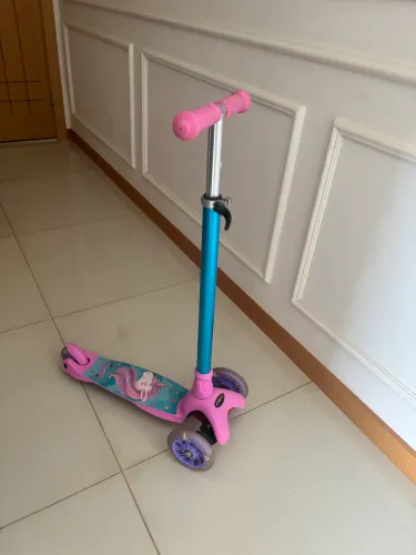 Patinete Infantil Atrio 3 Rodas Unicórnio - Menina - Excelente Estado