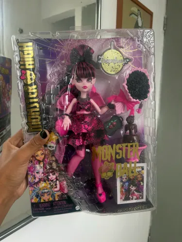 Boneca Monster High Draculaura Monster Ball