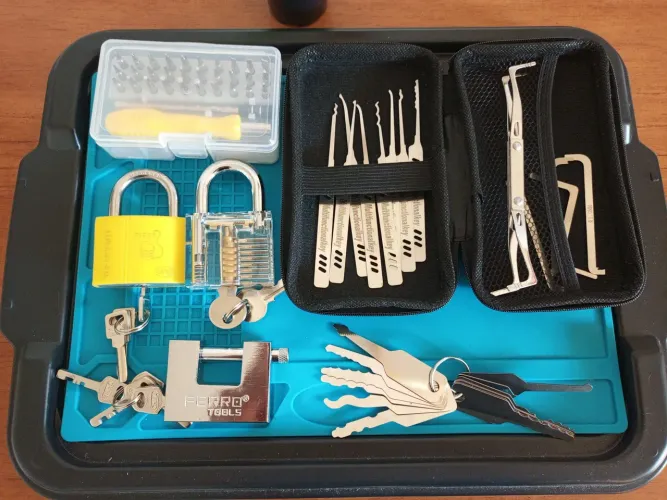 Kit de ferramentas para Chaveiros e serralheiros