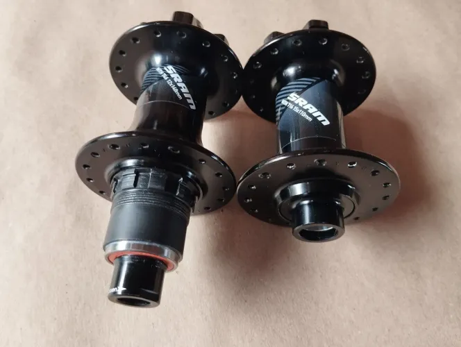 Par cubos Sram dianteiro 716 traseiro 746 XD mtb