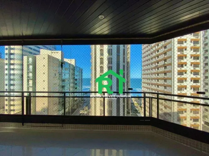 Apartamento à beira mar com 4 quartos (1 suíte), 2 vagas e lazer, à venda em Jardim Astúri