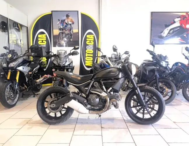 DUCATI SCRAMBLER FULL THORTLE 800 | 2016 | 35.675 km's rodados