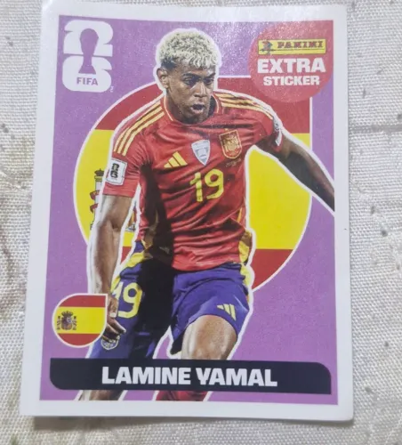 Vendo figurinha extra fundo roxo YAMAL