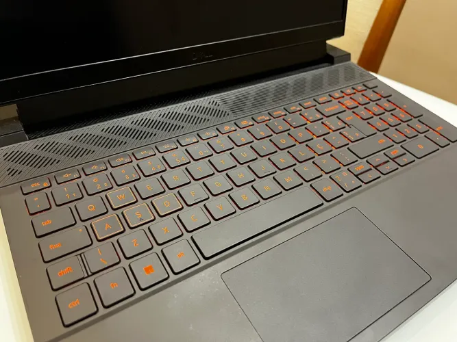 Notebook Gamer Dell G15-i1300-a20p I5 8gb 512gb 15.6'' W11 