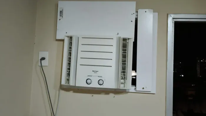 Ar condicionado Springer Midea 10 mil BTUs valor 1200 reais