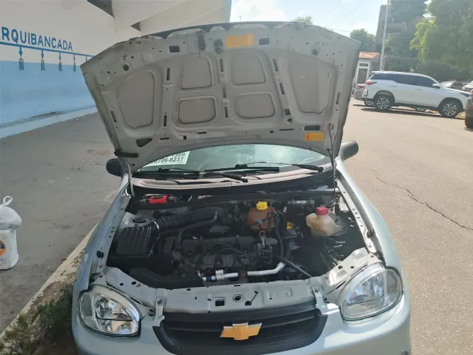 Chevrolet Corsa SED Class.life 1.0/1.0 Flexpower (álcool) 2009