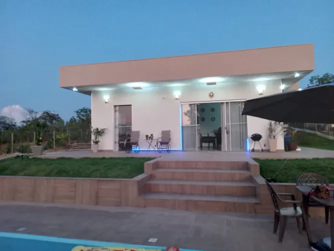Casa de Condomínio com 3 quartos à venda em Jaboticatubas
