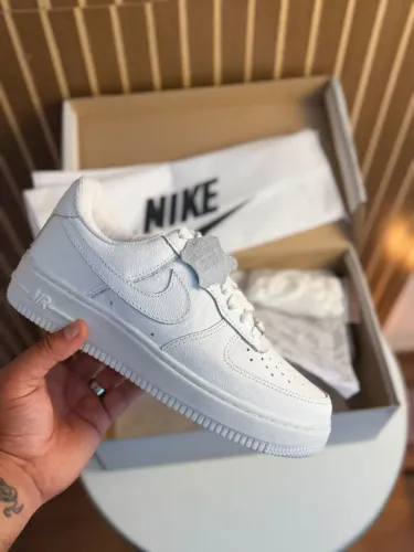 Tênis Nike Air Force em couro legítimo - Novo na caixa - Envio rápido