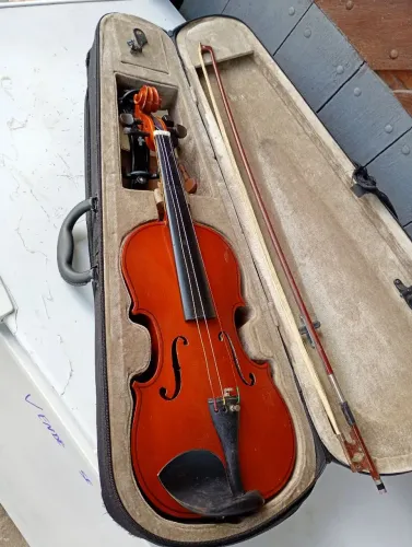 Violino.  