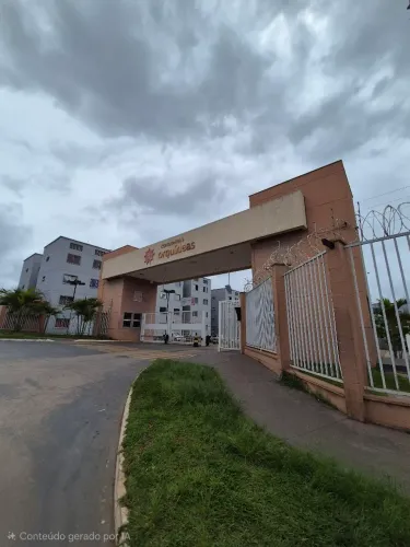 Condominio orquídeas com Quintal