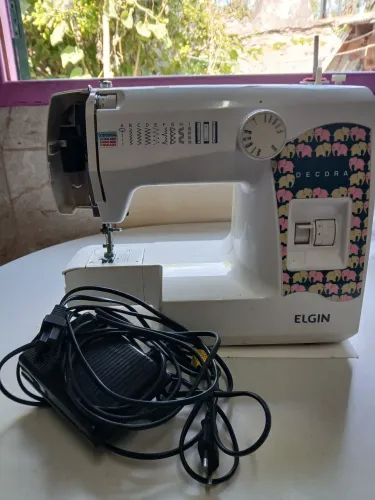 Maquina de costura doméstica