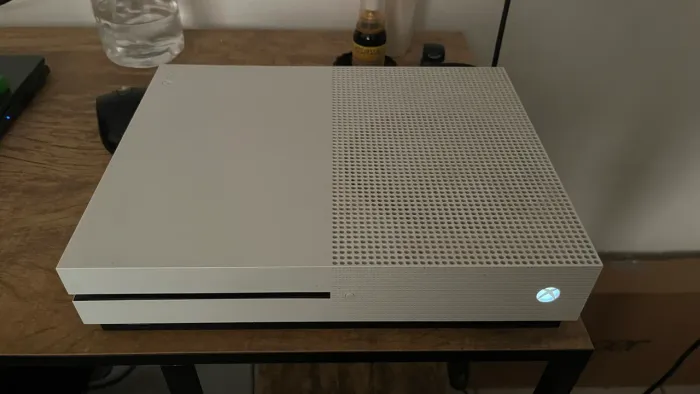 Xbox One S 500GB + Controle Original