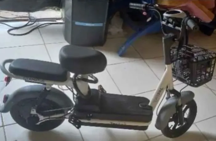 Bicicleta elétrica pra vender logo