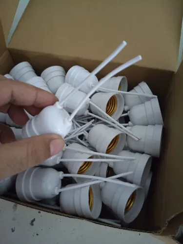 Bocal de lâmpadas branco