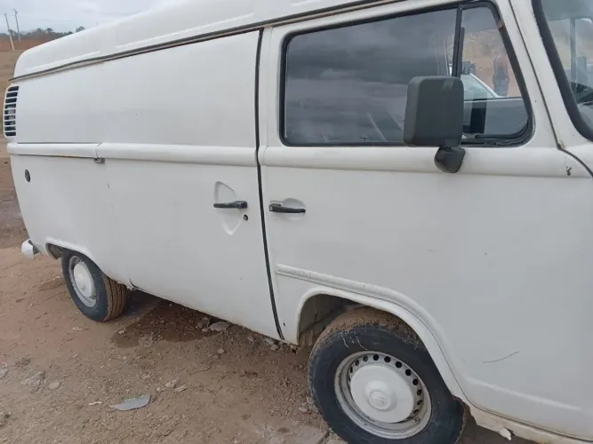 Volkswagen Kombi Furgão 1.4 MI Total Flex 8V 2009
