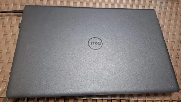 NOTEBOOK DELL USADO EM EXCELENTE ESTADO-ÚNICA DONA