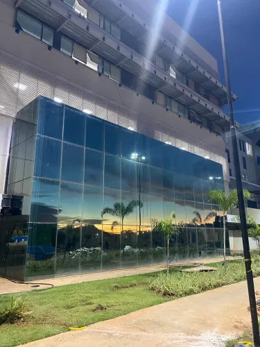 Fachada Pele de Vidro Glazing