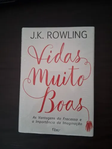 Livro Vidas Muito Boas - J.K. Rowling (Novo)