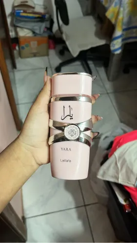 Perfume árabe Yara e 