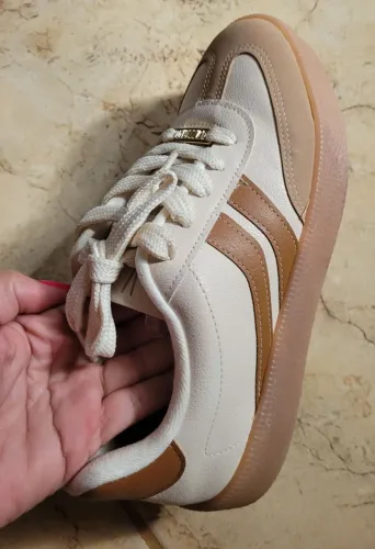 Tenis vizzano original!! 35/36