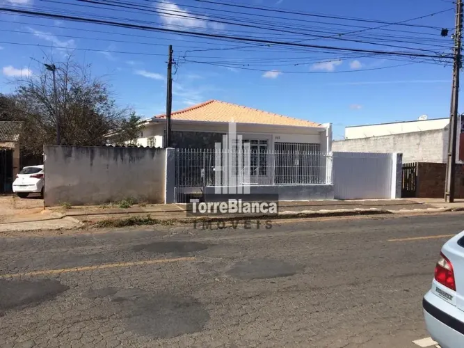 Casa Comercial à Venda, Terreno de 450m², Próxima à Av. Visconde de Mauá