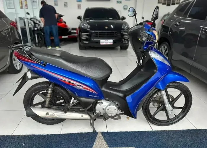 Honda Biz 125 2017 com Rodas impecável 