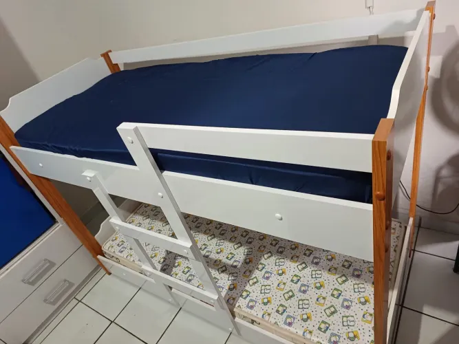 Beliche nova infantil com dois colchões