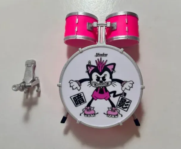 Bateria Boneca Shadow High Rainbow High Mara Pinkett