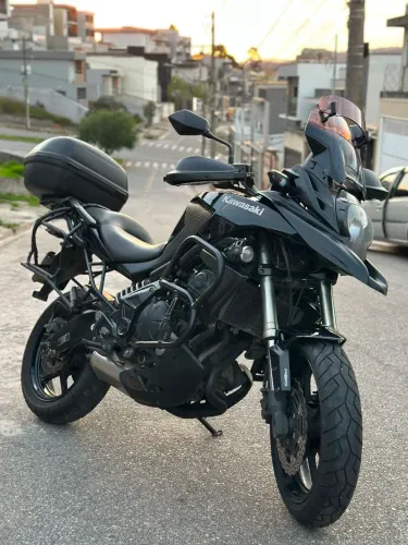 Versys tourer impecável com vários acessórios incluindo os bauletos lateral zero , sem uso