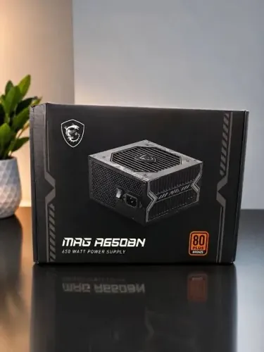 Fonte 650w MSI - 80 plus bronze PFC ativo (Lacrada)