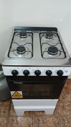 Vendo fogão (novo).