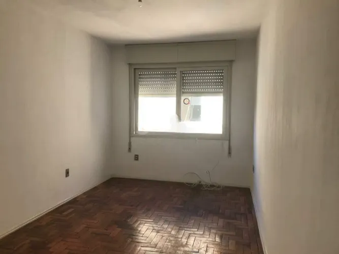 Apartamento com 1 dormitório no bairro Cidade Baixa.