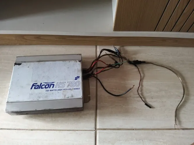 Módulo de som automotivo