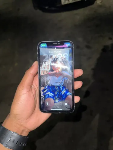 iPhone 11 128 gb troco em Android com volta