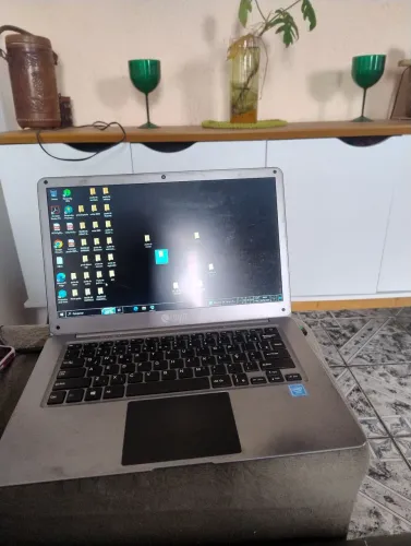 Notebook login com alguns problemas