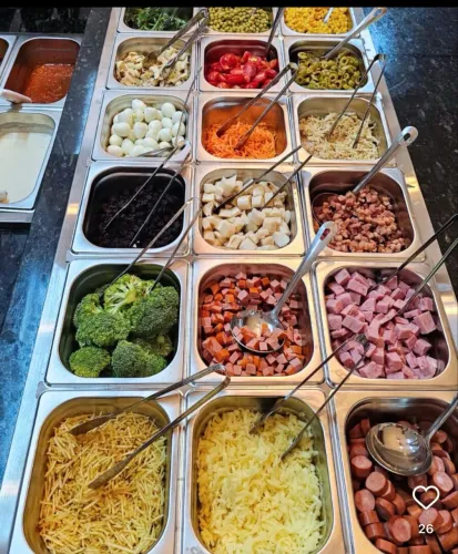 Precisa - se de chapista / auxiliar / saladeiro