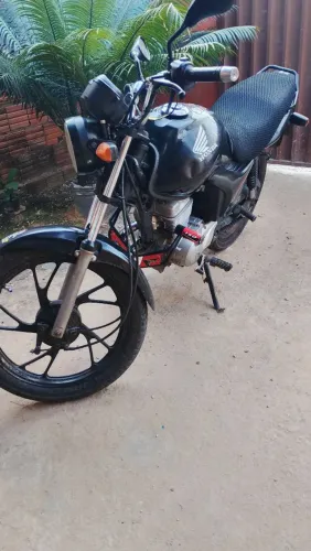 Vende-se uma moto fã KS 125 Ano 2012